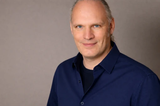 Dr. Bernhard Kling